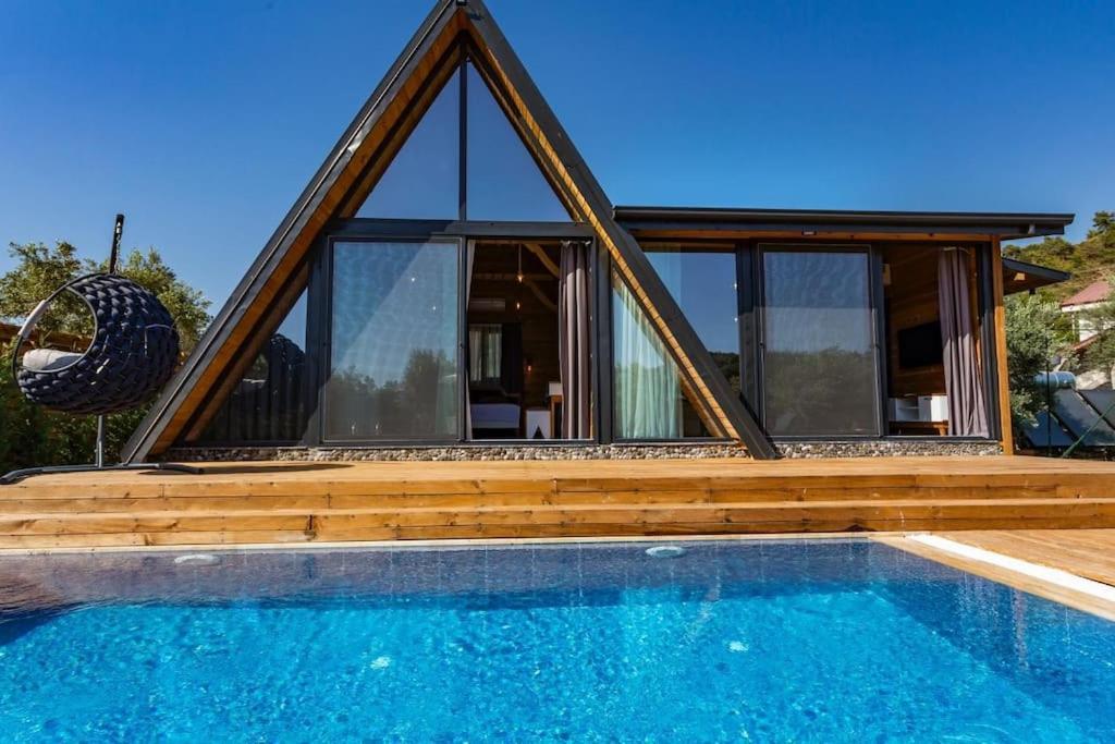 Villa Zeytin Havuzlu Jakuzili Fethiye Dış mekan fotoğraf