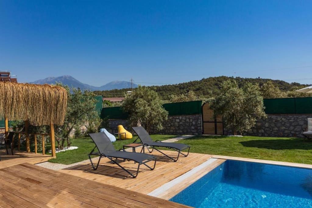 Villa Zeytin Havuzlu Jakuzili Fethiye Dış mekan fotoğraf