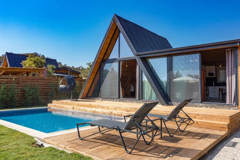Villa Zeytin Havuzlu Jakuzili Fethiye Dış mekan fotoğraf